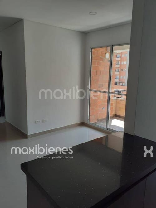 Apartamento de 3 alcobas en arriendo en La Navarra, Bello, 70 m² · foto 3 de 16