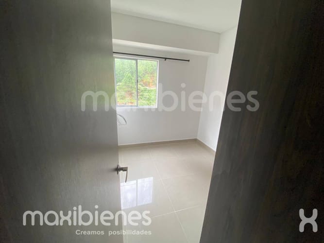 Apartamento de 3 alcobas en arriendo en La Navarra, Bello, 70 m² · foto 4 de 16