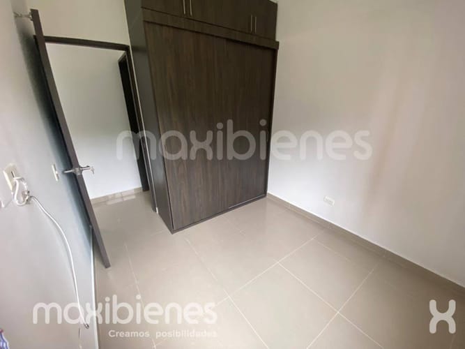 Apartamento de 3 alcobas en arriendo en La Navarra, Bello, 70 m² · foto 13 de 16
