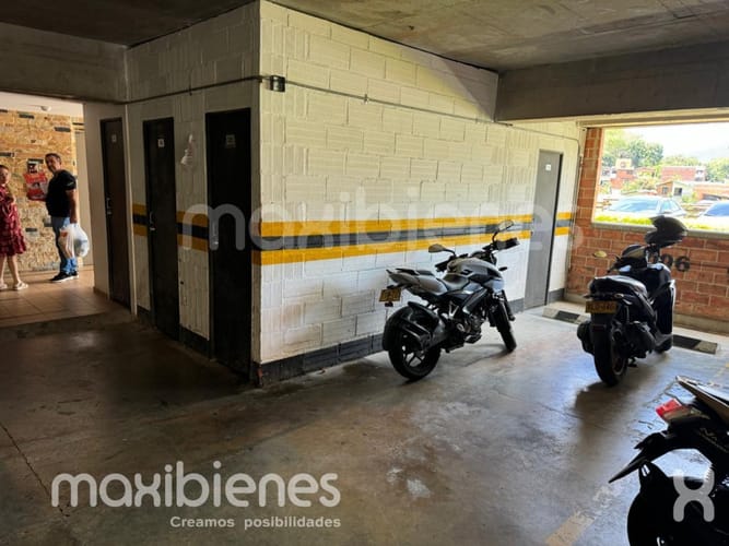 Apartamento de 3 alcobas en arriendo en La Navarra, Bello, 70 m² · foto 15 de 16