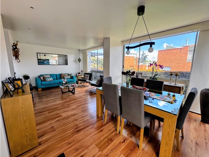 Casa de 3 alcobas en venta en Niza, Bogotá, 212 m² · foto 5 de 22