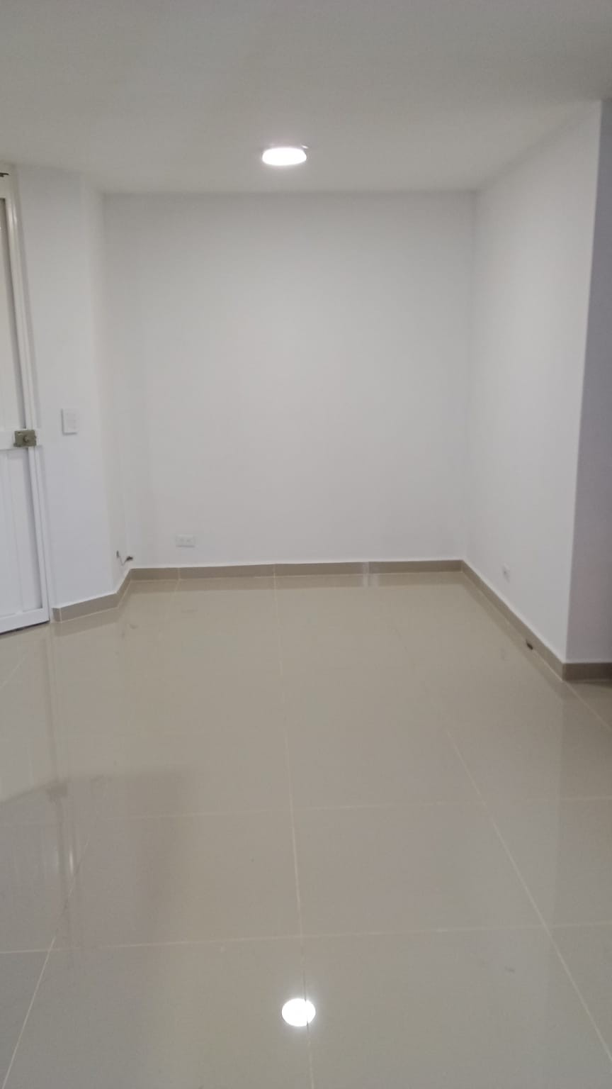 Apartamento en venta en Robledo, Medellín · foto 4 de 13