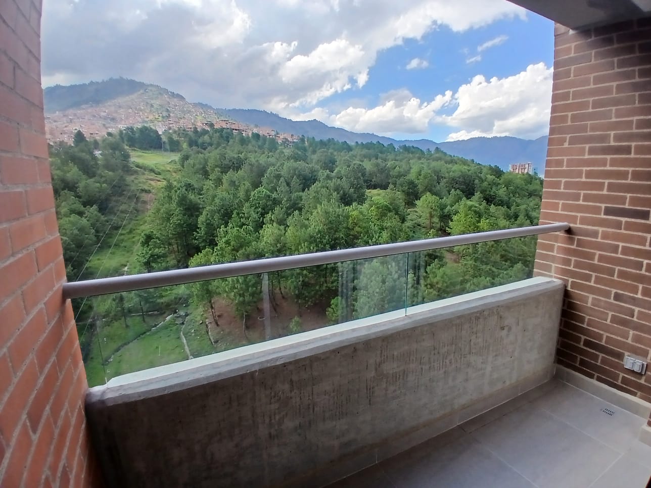 Apartamento en arriendo en Potrerito, Bello · foto 5 de 16