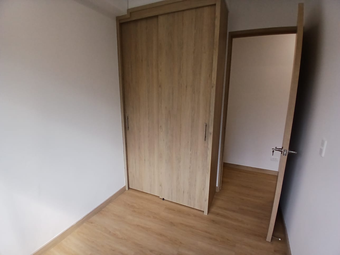 Apartamento en arriendo en Potrerito, Bello · foto 10 de 16