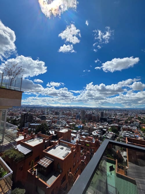 Apartamento de 3 alcobas en venta en Los Rosales, Bogotá, 370 m² · foto 4 de 24