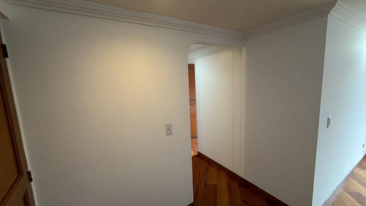 Apartamento en venta en Pontevedra, Bogotá · foto 6 de 24