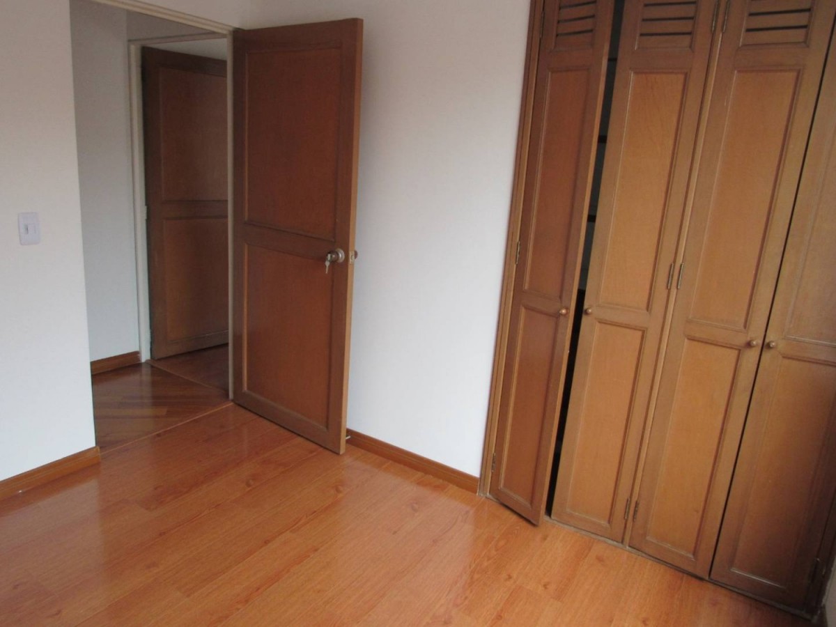 Apartamento en venta en Pontevedra, Bogotá · foto 15 de 24