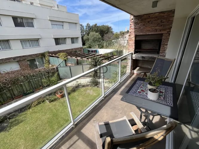Alquiler Apartamento 3 Dormitorios Carrasco Norte balcon y garaje · Foto 6