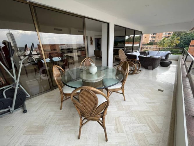 Apartamento de 3 alcobas en venta en Juanambu, Cali, 240 m² · foto 4 de 20