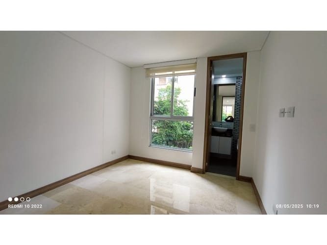 Apartamento de 3 alcobas en arriendo en Vía Las Palmas, Medellín, 136 m² · foto 8 de 17