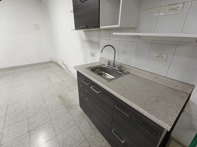Local en arriendo en El Poblado, Medellín, 180 m² · foto 4 de 17