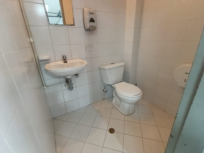 Local en arriendo en El Poblado, Medellín, 180 m² · foto 17 de 17