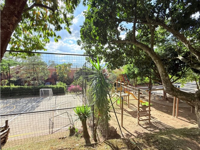 Casa de 4 alcobas en venta en Cumbres, Envigado, 146 m² · foto 7 de 14