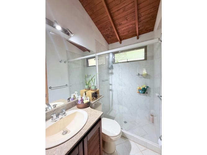 Casa de 4 alcobas en venta en Cumbres, Envigado, 146 m² · foto 10 de 14