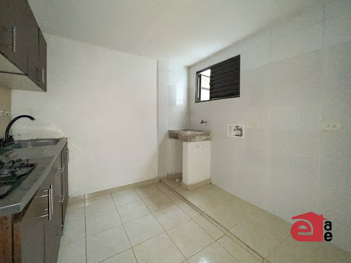 Apartamento en arriendo en La Sebastiana, Envigado · foto 8 de 11