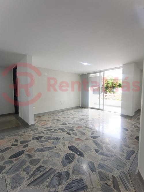 Apartamento de 4 alcobas en arriendo en Patios Centro, Los Patios, 129 m² · foto 3 de 24