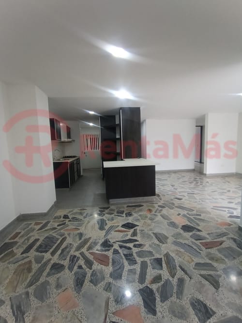 Apartamento de 4 alcobas en arriendo en Patios Centro, Los Patios, 129 m² · foto 7 de 24