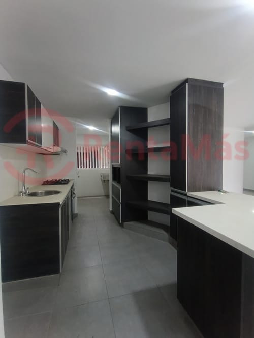 Apartamento de 4 alcobas en arriendo en Patios Centro, Los Patios, 129 m² · foto 9 de 24