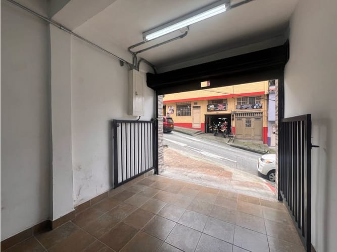 Local en arriendo en El Bosque, Manizales, 38 m² · foto 2 de 15