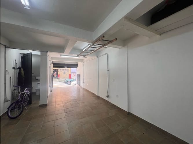 Local en arriendo en El Bosque, Manizales, 38 m² · foto 7 de 15