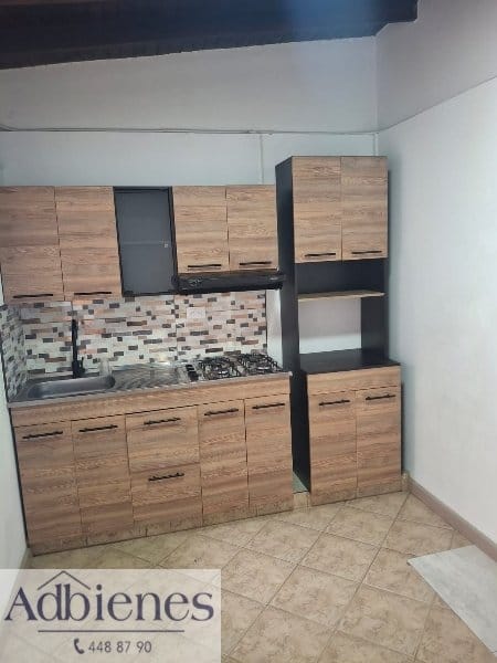 Casa de 6 alcobas en arriendo en San Joaquin, Medellín, 250 m² · foto 8 de 24