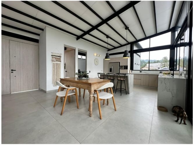 Casa de 3 alcobas en venta en Vía Las Palmas, Envigado, 260 m² · foto 6 de 14
