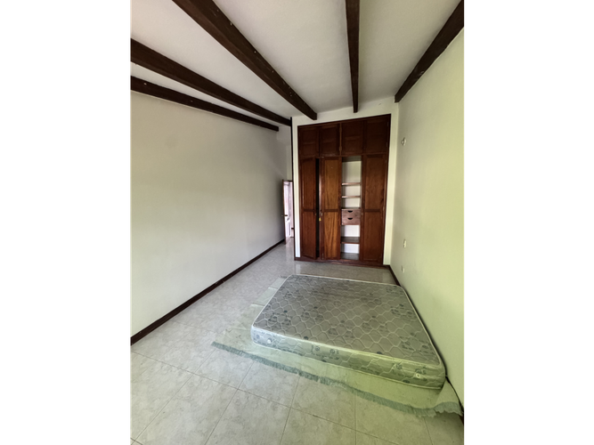 Casa de 5 alcobas en venta en Santa Anita, Cali, 250 m² · foto 6 de 22