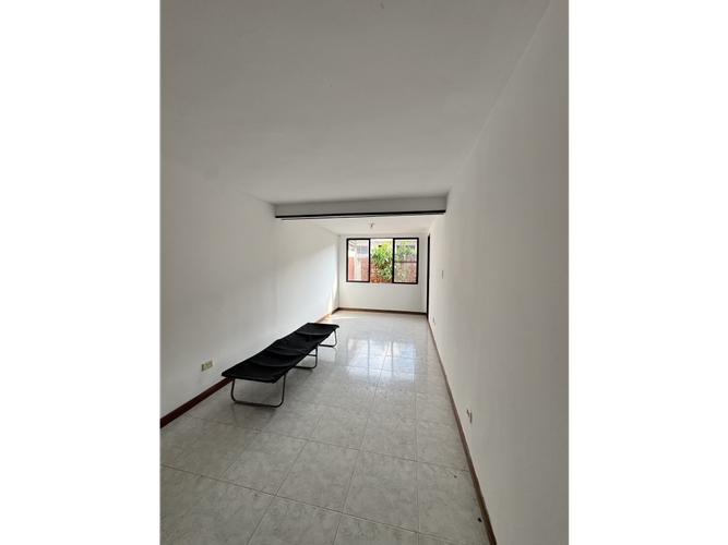 Casa de 5 alcobas en venta en Santa Anita, Cali, 250 m² · foto 14 de 22