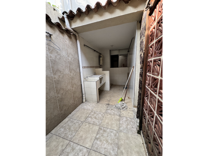 Casa de 5 alcobas en venta en Santa Anita, Cali, 250 m² · foto 15 de 22