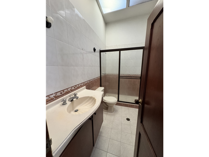 Casa de 5 alcobas en venta en Santa Anita, Cali, 250 m² · foto 19 de 22