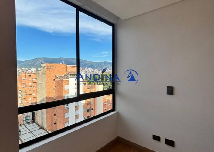 Apartamento de 3 alcobas en venta en La Castellana, Medellín, 112 m² · foto 15 de 15