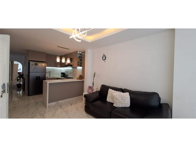 Casa de 6 alcobas en venta en Belalcazar, Cali, 230 m² · foto 10 de 20