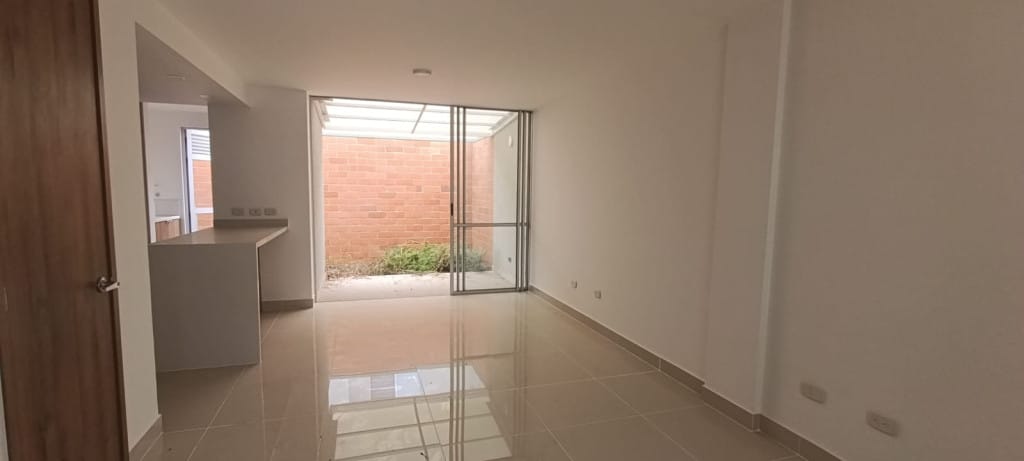 Casa de 3 alcobas en arriendo en Ciudad Country, Jamundí, 100 m² · foto 7 de 24