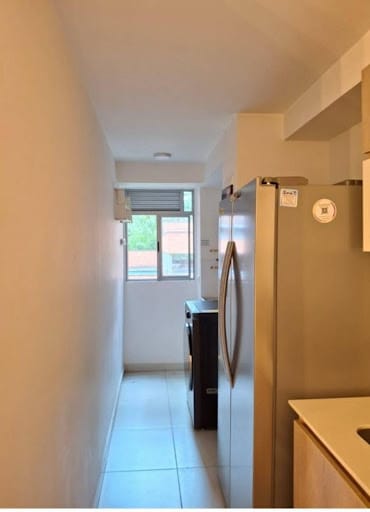 Apartamento de 3 alcobas en arriendo en Loma De San Jose, Sabaneta, 87 m² · foto 5 de 13