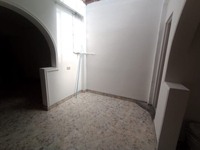 Apartamento de 2 alcobas en arriendo en Bellavista, Bello, 90 m² · foto 10 de 14