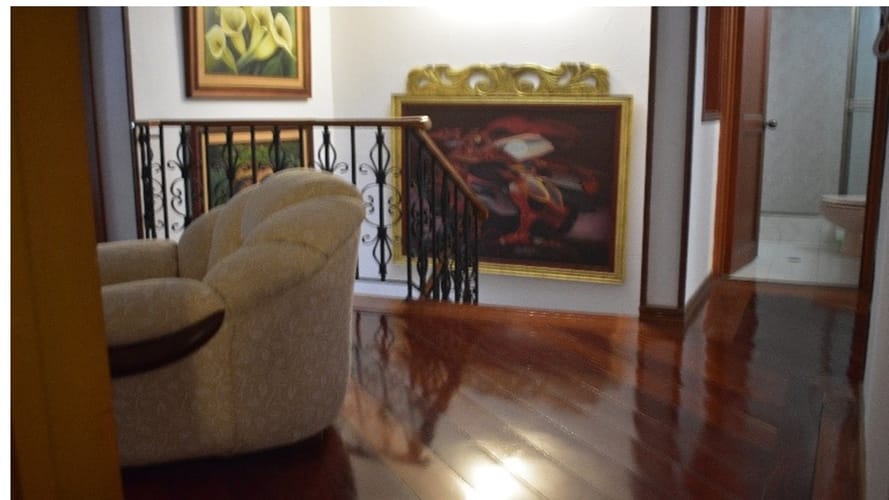 Casa de 5 alcobas en venta en Calambeo, Ibagué, 330 m² · foto 9 de 12