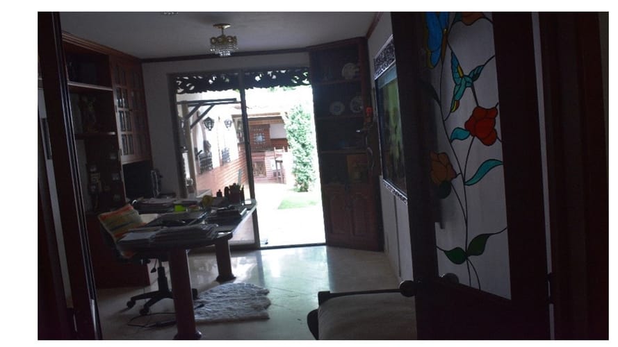 Casa de 5 alcobas en venta en Calambeo, Ibagué, 330 m² · foto 11 de 12