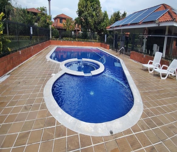 Casa de 3 alcobas en venta en El Castillo, Jamundí, 240 m² · foto 7 de 24