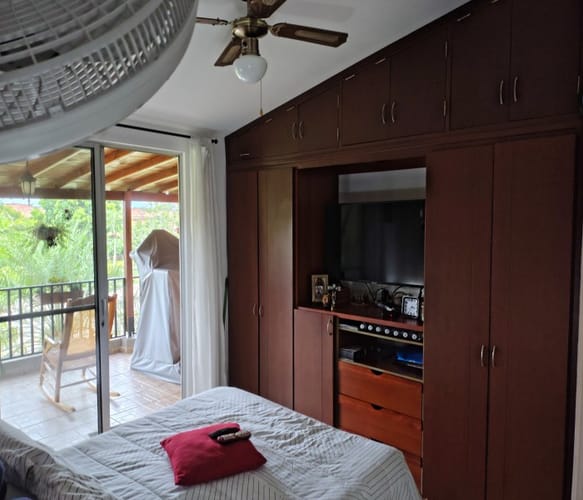 Casa de 3 alcobas en venta en El Castillo, Jamundí, 240 m² · foto 19 de 24