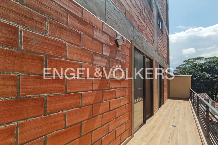 Apartamento de 3 alcobas en venta en Laureles, Medellín, 153 m² · foto 9 de 10