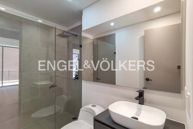 Apartamento de 3 alcobas en venta en Laureles, Medellín, 153 m² · foto 7 de 10