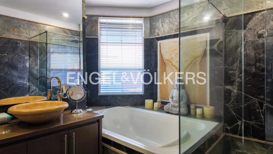 Apartamento de 3 alcobas en venta en Laureles, Medellín, 202 m² · foto 20 de 23