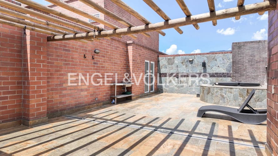 Apartamento de 3 alcobas en venta en Laureles, Medellín, 202 m² · foto 13 de 23