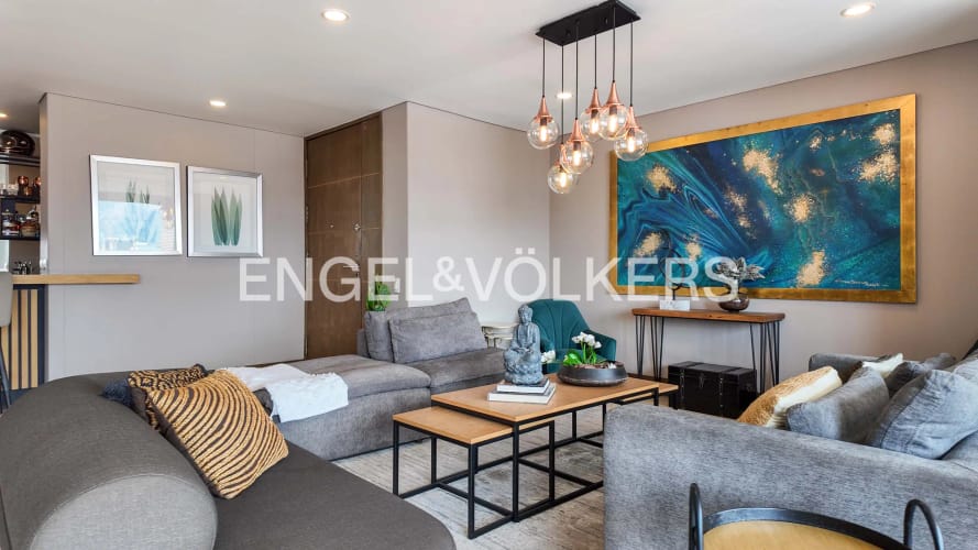 Apartamento de 3 alcobas en venta en Laureles, Medellín, 202 m² · foto 3 de 23