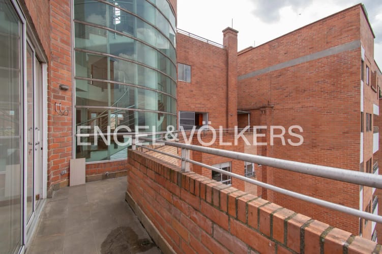 Apartamento de 3 alcobas en venta en Laureles, Medellín, 327 m² · foto 9 de 22