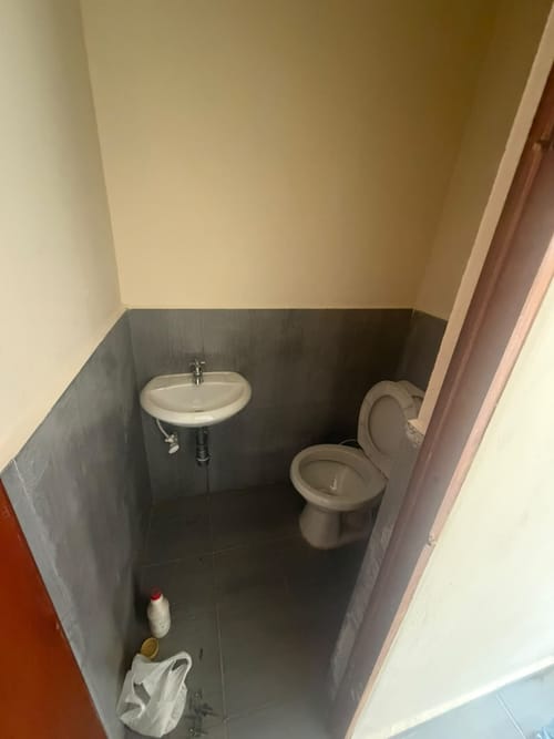 Local en arriendo en Belén Rincón, Medellín, 15 m² · foto 3 de 3