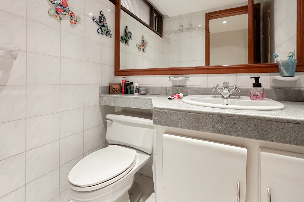 Casa en venta en Santa Barbara Alta, Bogotá · foto 14 de 24