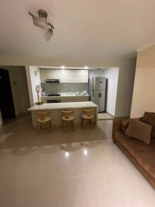 Apartamento de 3 alcobas en venta en Las Palmas, Medellín, 80 m² · foto 2 de 10