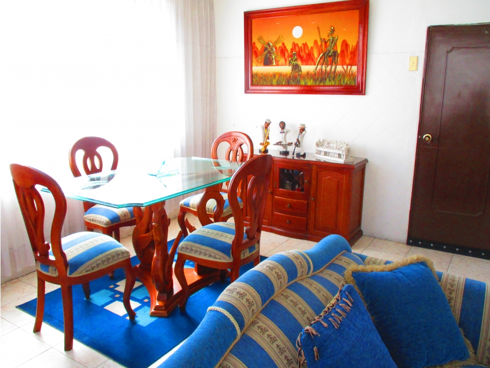 Casa en venta en Versalles, Bogotá · foto 2 de 24
