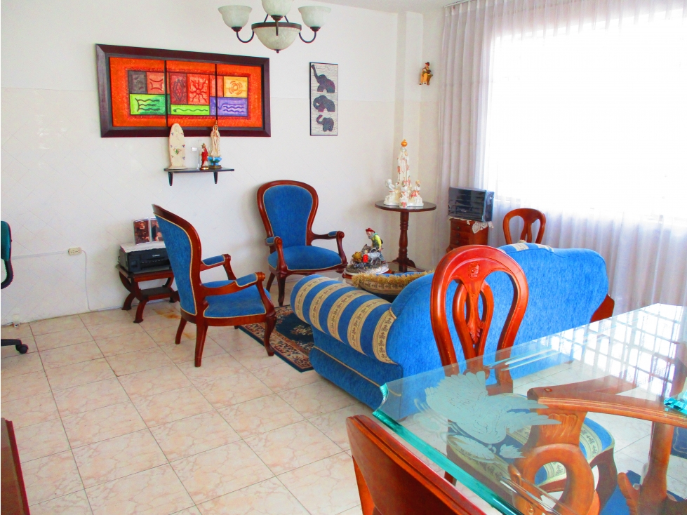 Casa en venta en Versalles, Bogotá · foto 4 de 24